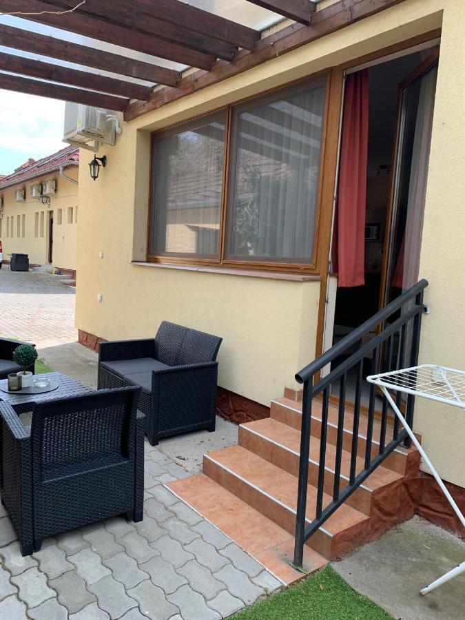 Balaton Apartmanhaz Siófok Buitenkant foto