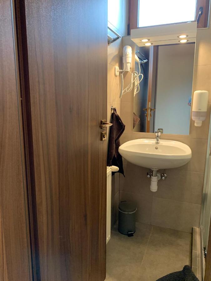 Balaton Apartmanhaz Siófok Buitenkant foto