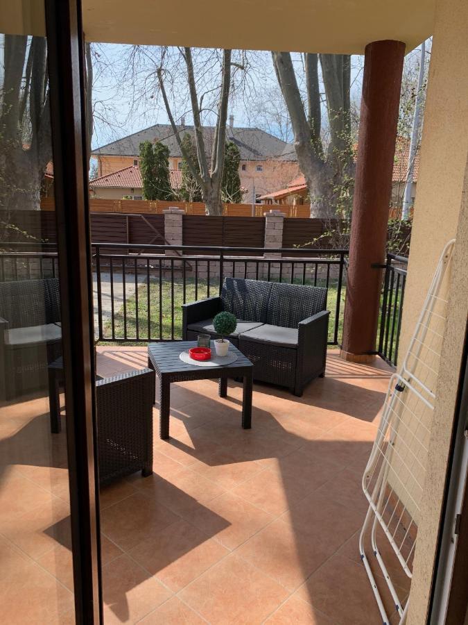Balaton Apartmanhaz Siófok Buitenkant foto