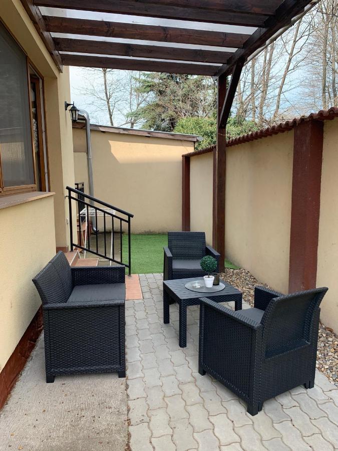 Balaton Apartmanhaz Siófok Buitenkant foto