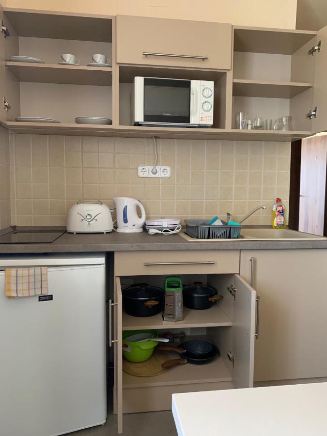 Balaton Apartmanhaz Siófok Buitenkant foto