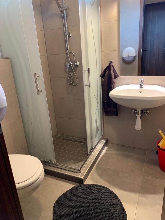 Balaton Apartmanhaz Siófok Buitenkant foto